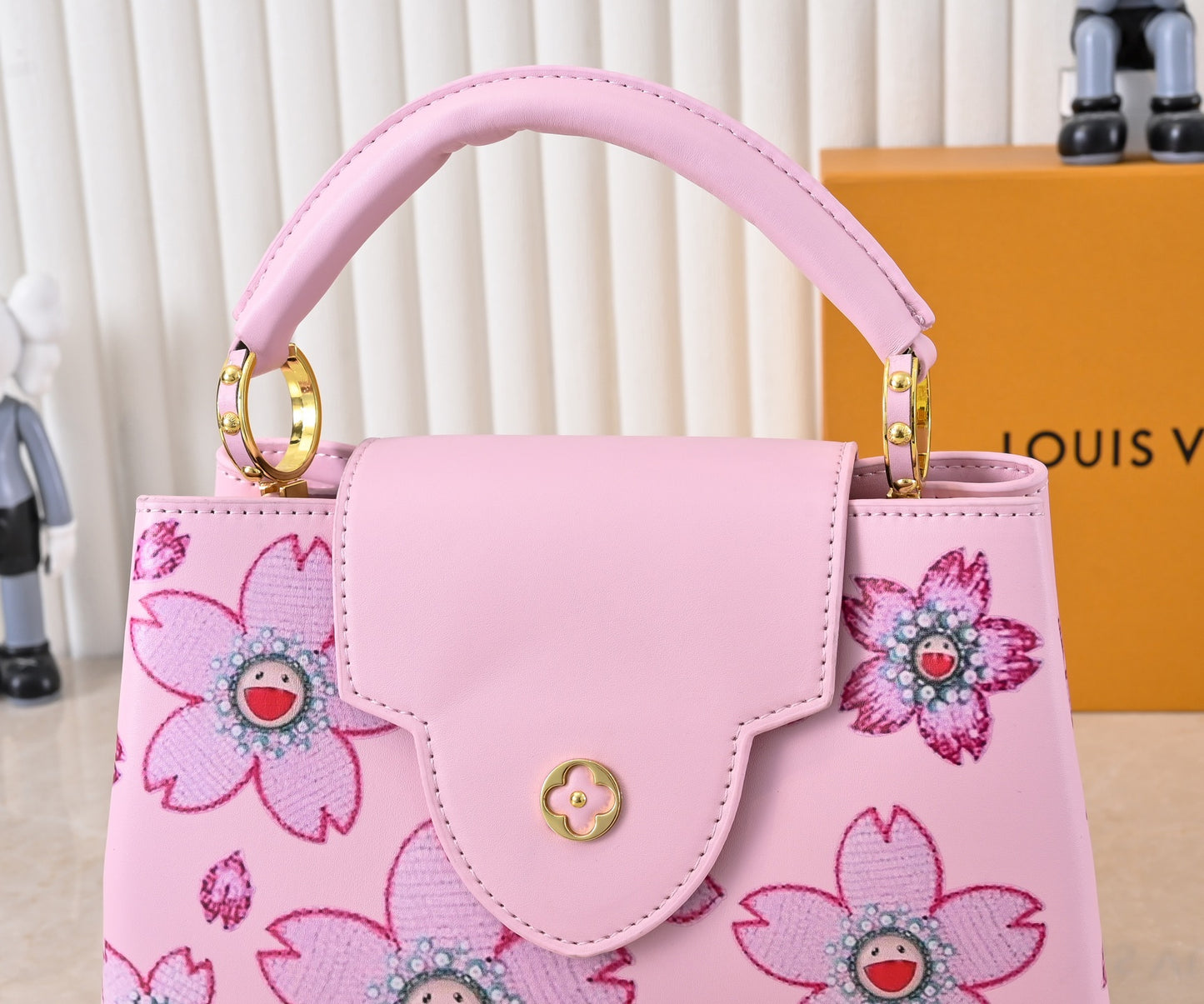 155NE42BDE Stylish leather bag