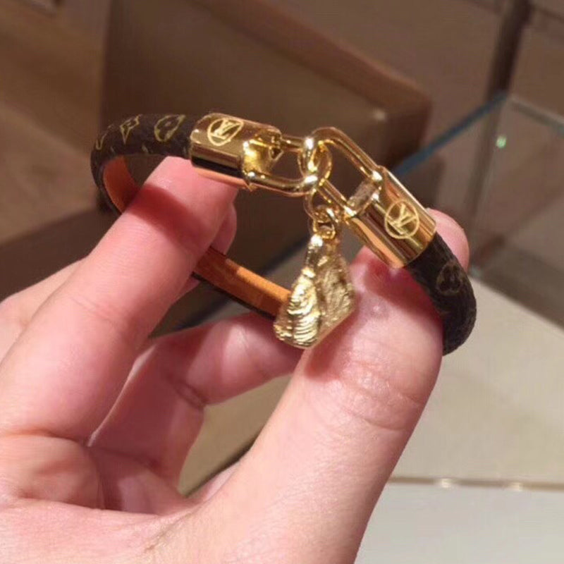 3E295KDE Stylish Bracelets