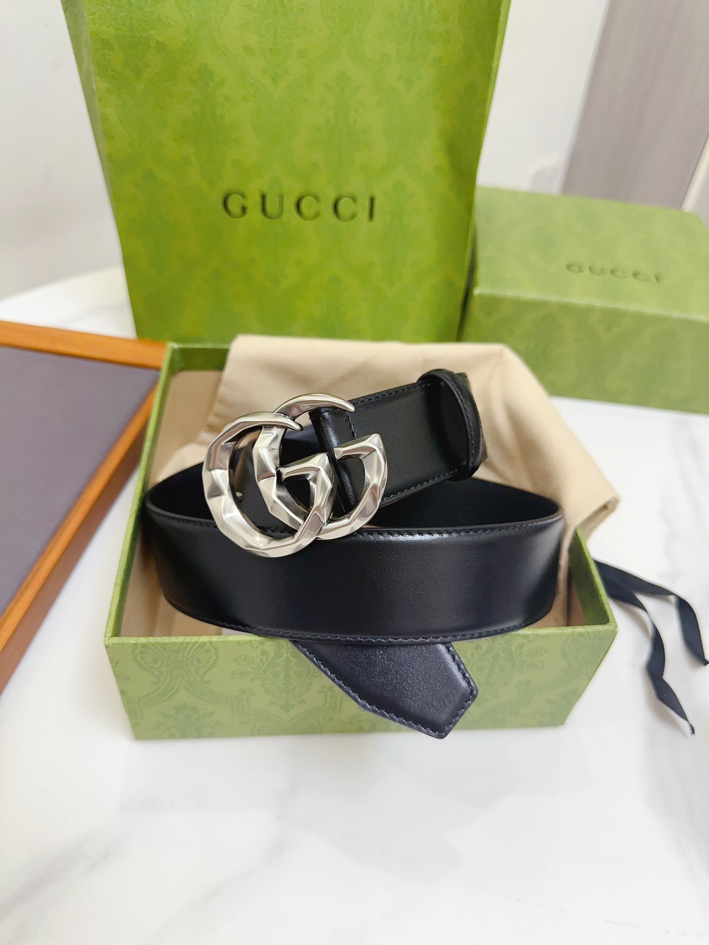 255RB13PDE Stylish  High quality belt With full package