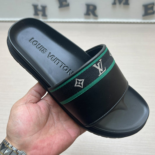 54E10ZDE Stylish slippers