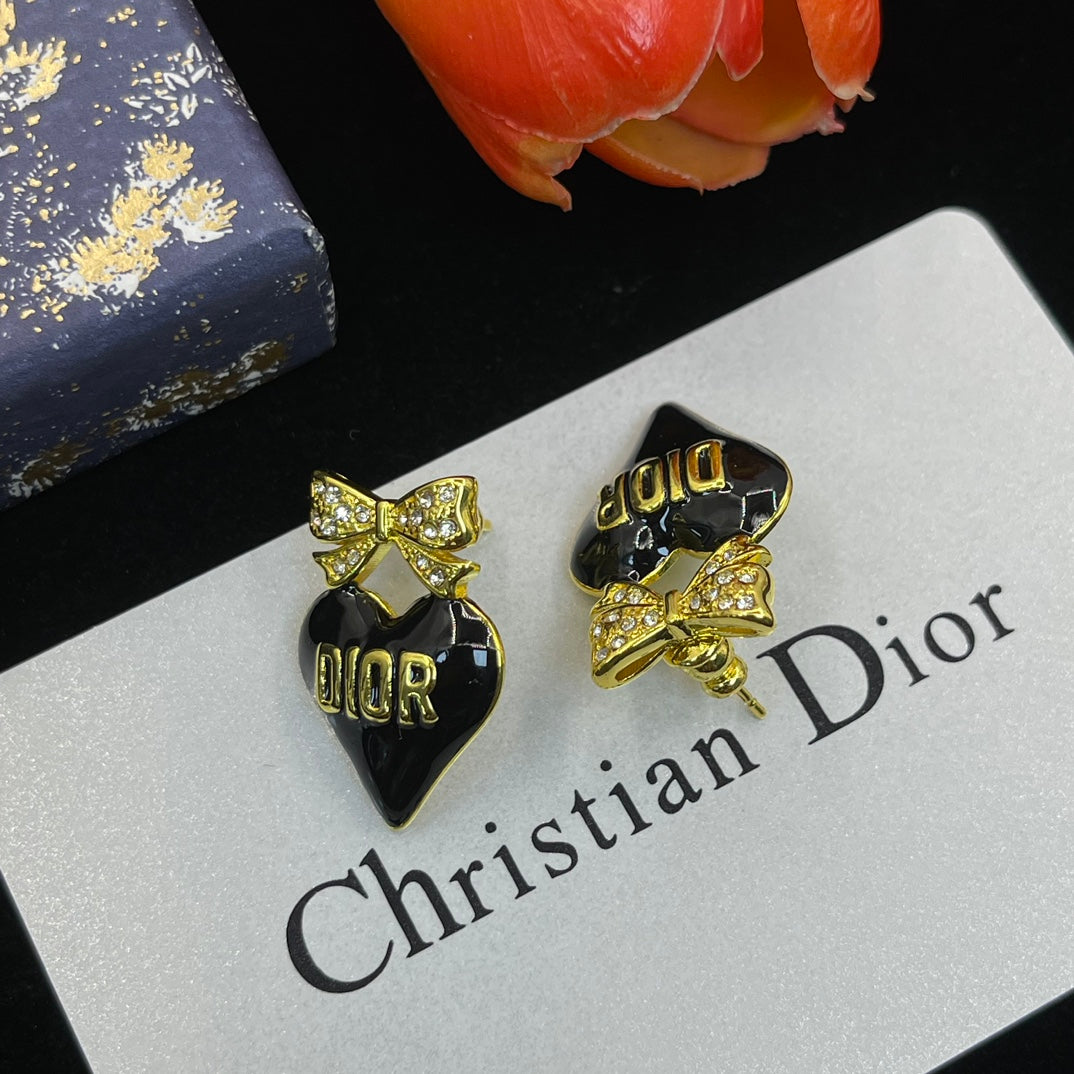 14D772EDE Stylish Earrings