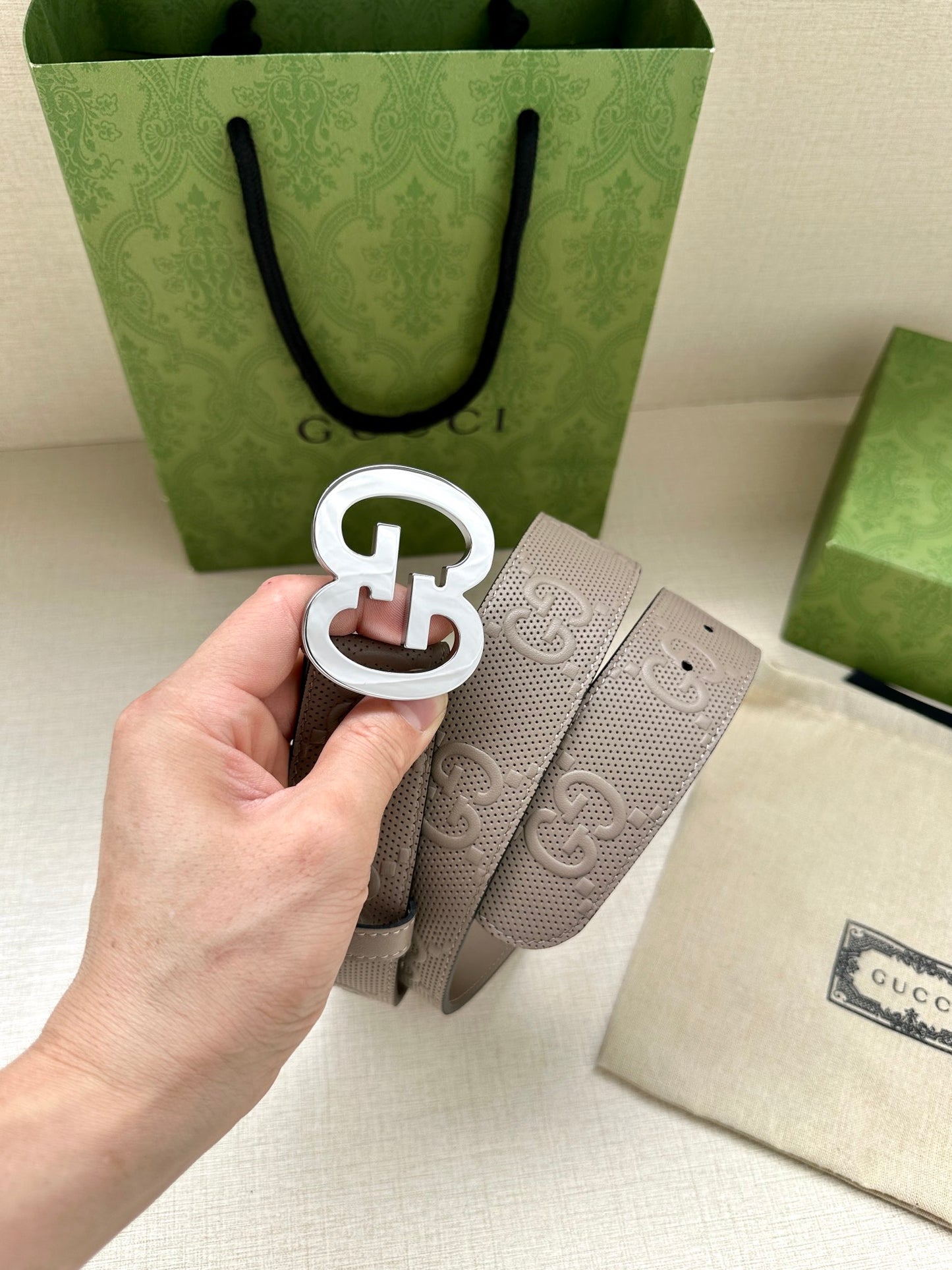 155RB230PDE Stylish  High quality belt With full package