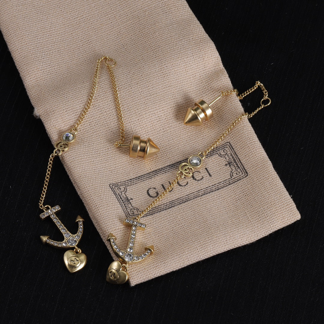 14B223EDE Stylish Earrings