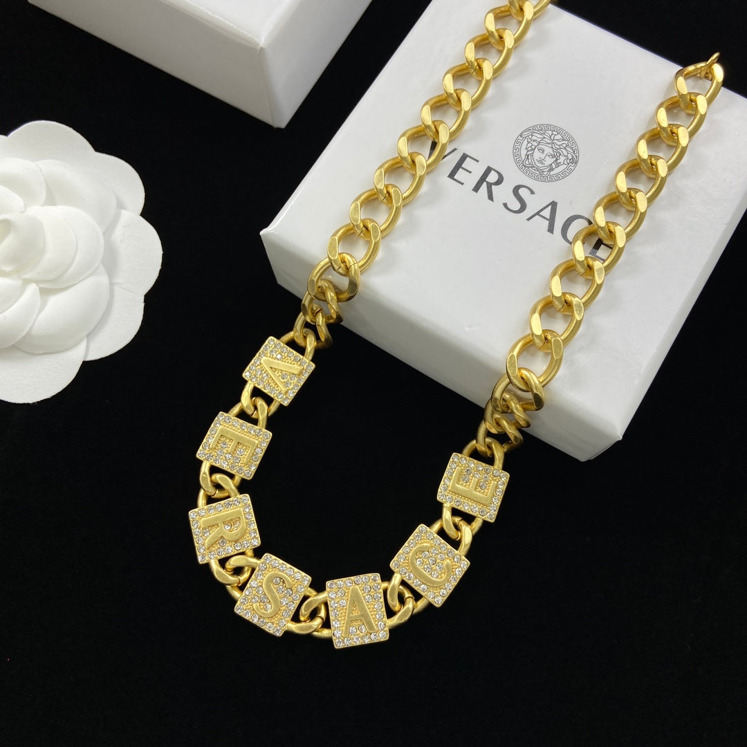 175RV81XDE Stylish Necklace . Earrings.Bracelets.