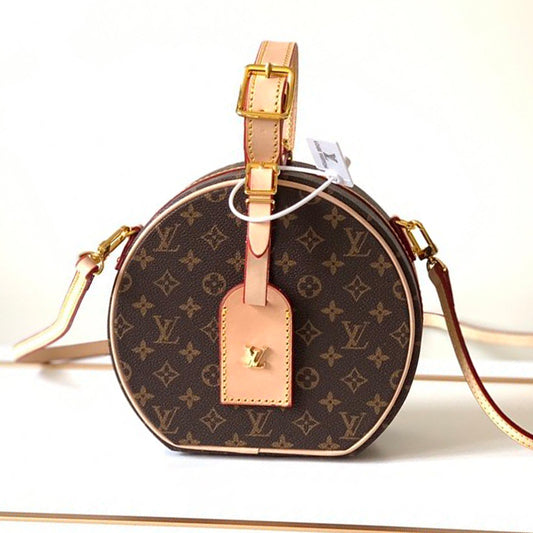 1E15BDE Stylish leather bag 
