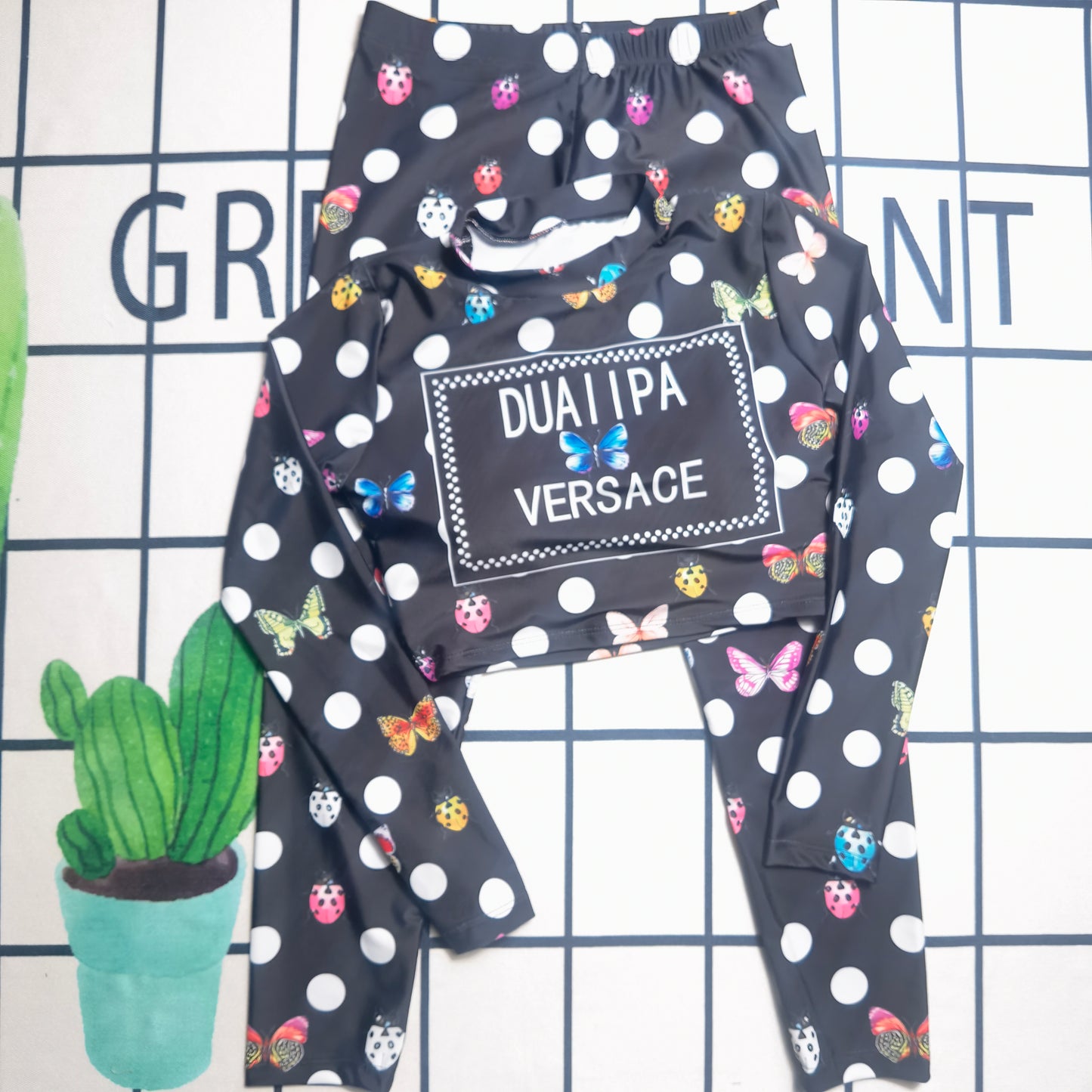 14A152YDE Stylish Long sleeve swimsuit