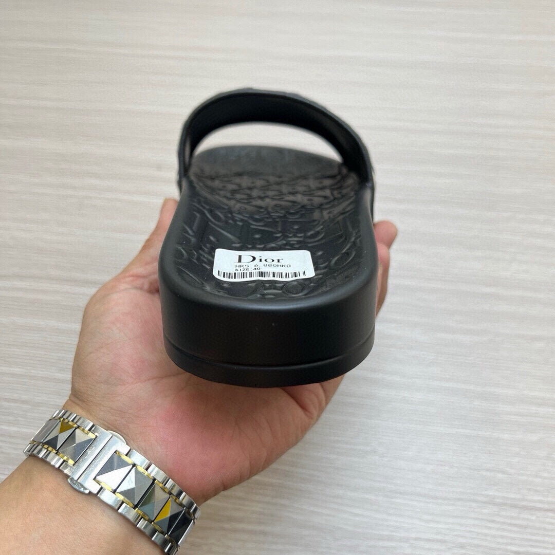 5LD214ZDE Stylish Slippers