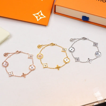 2E17KDE Stylish Bracelets
