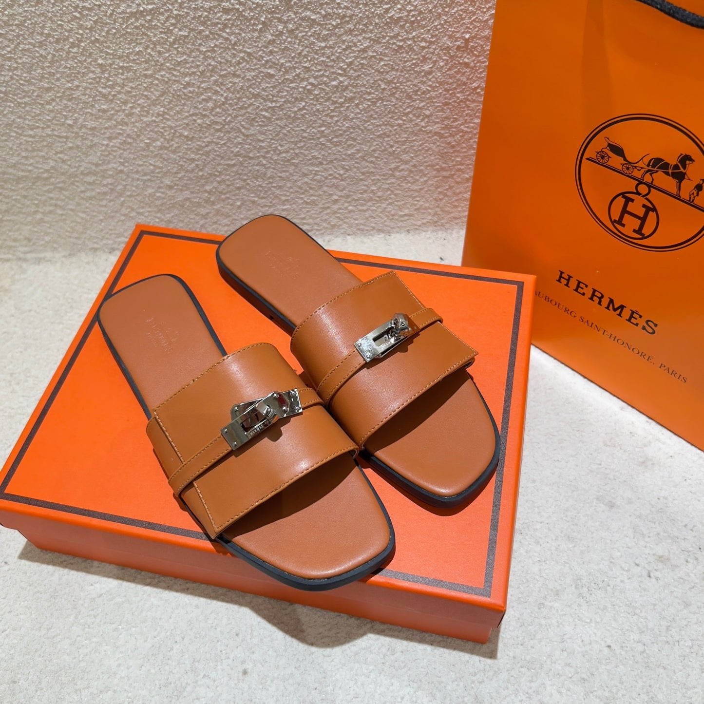 14H201ZDE Stylish Slippers