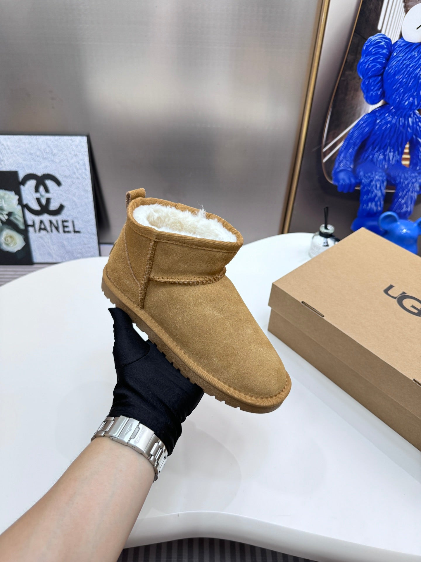 1LU10ZDE Stylish snow boots