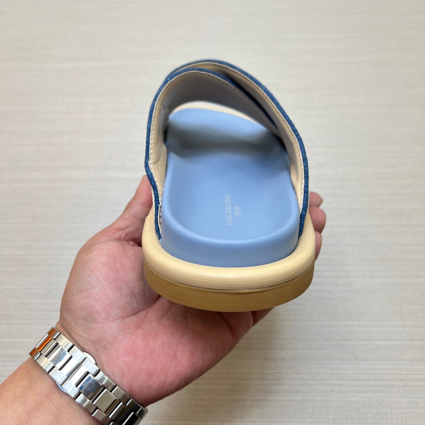 535ZE272ZDE Stylish Slippers