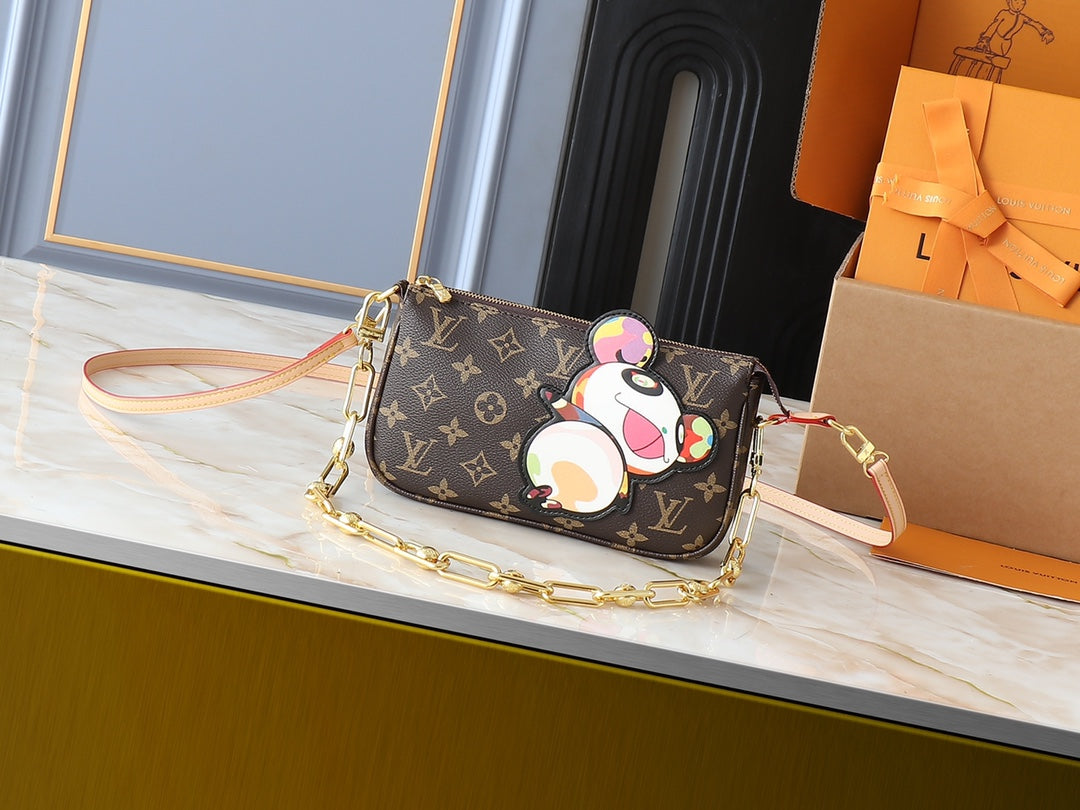 155NE30BDE Stylish leather bag