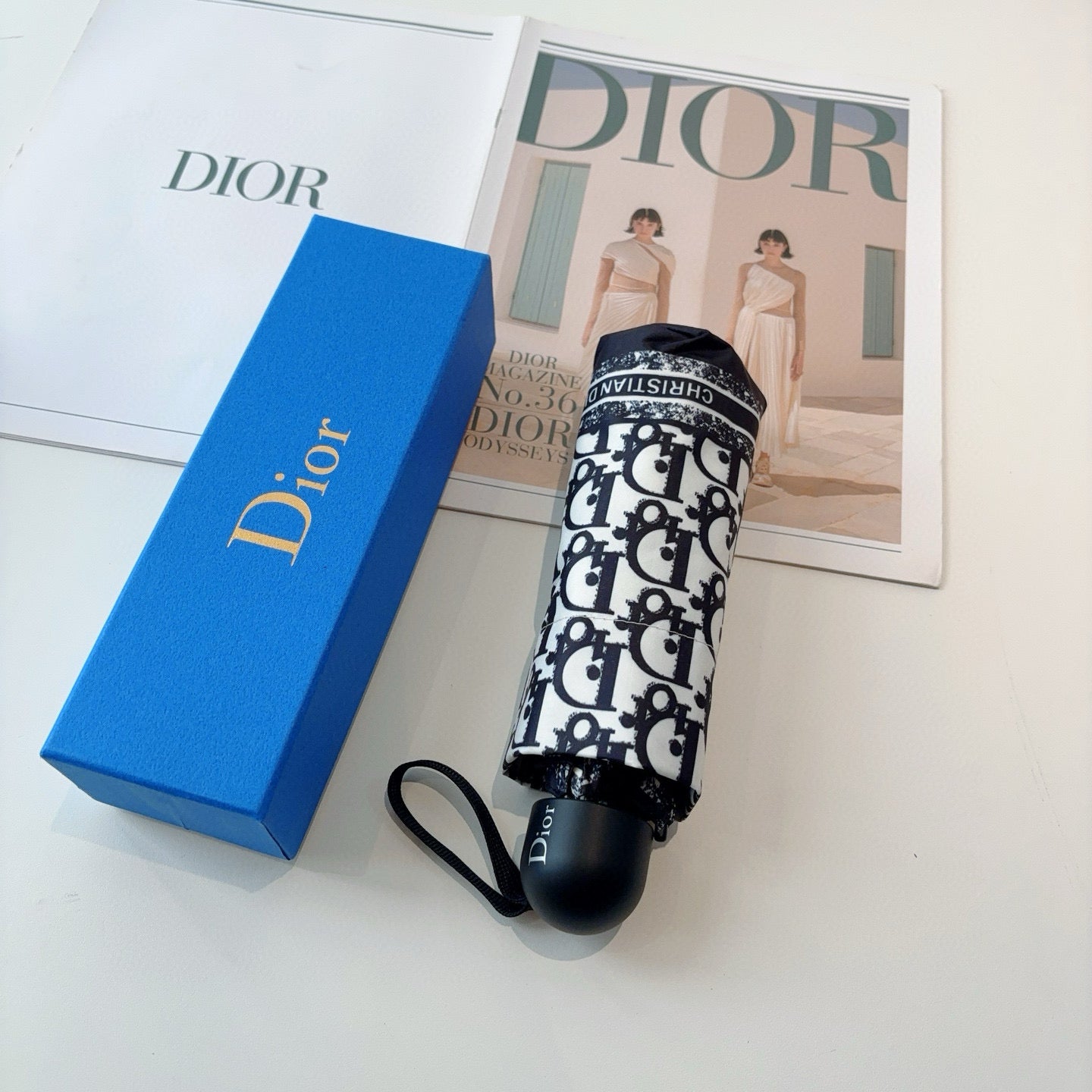 15RD115SDE Stylish UV resistant umbrella