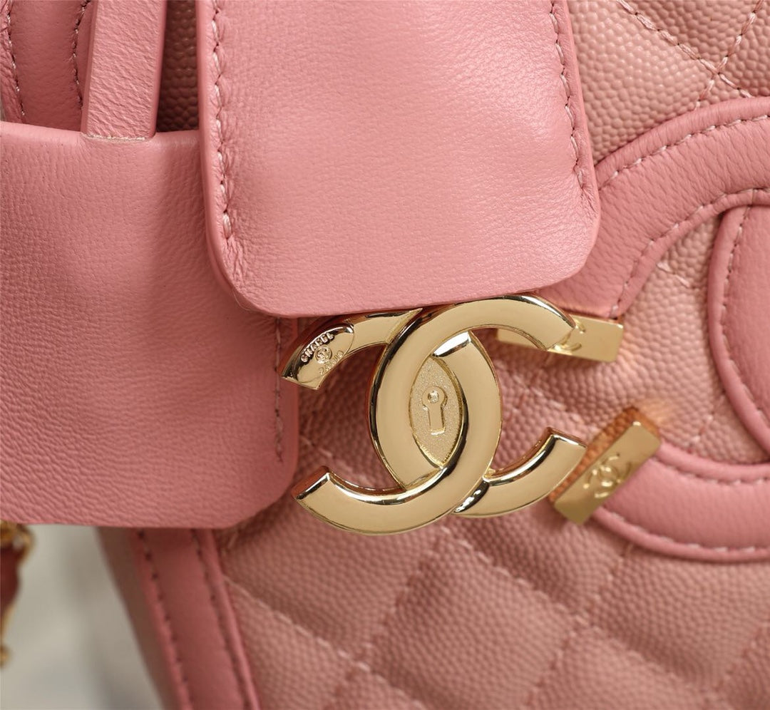165NC123BDE Stylish leather bag