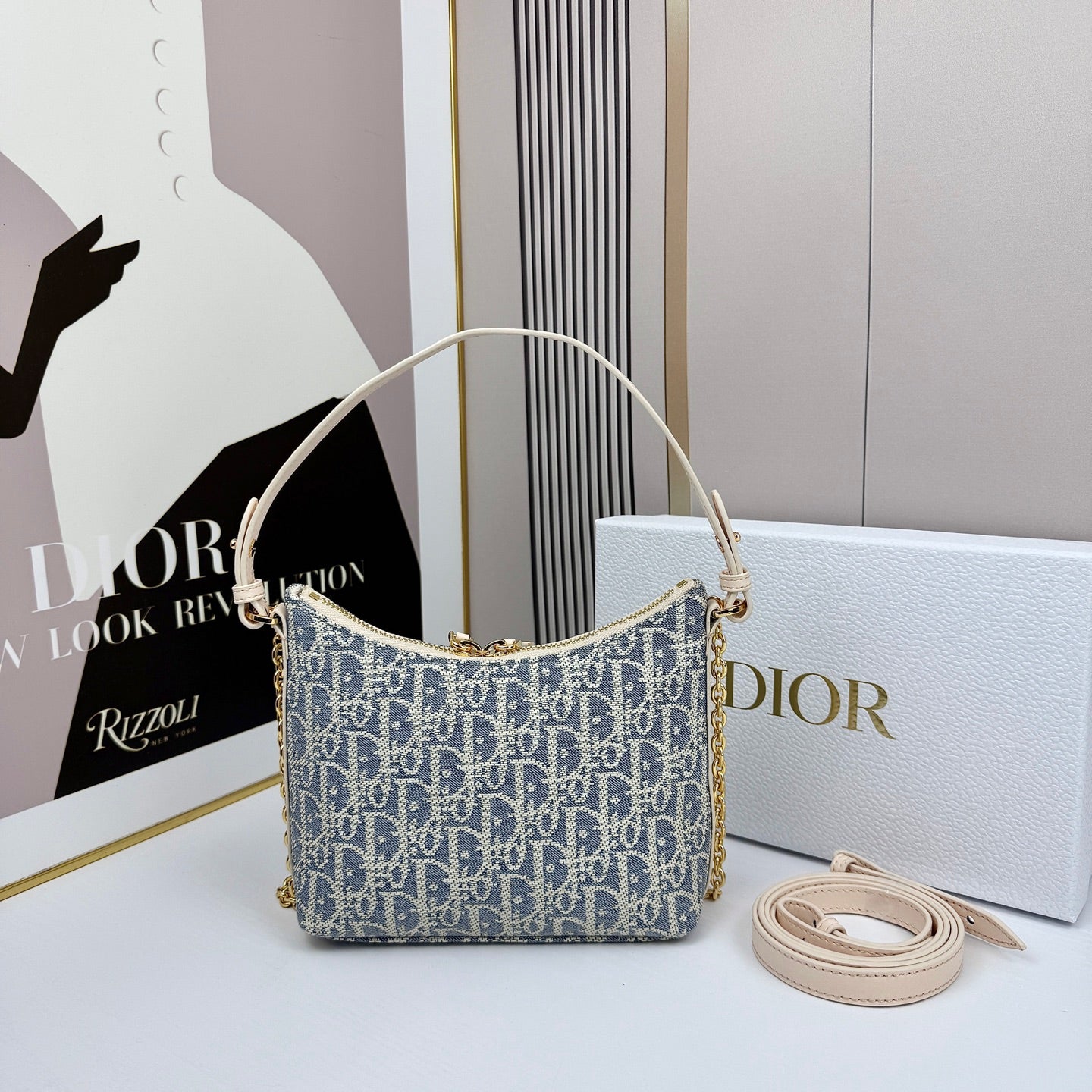 15RD67BDE Stylish bag