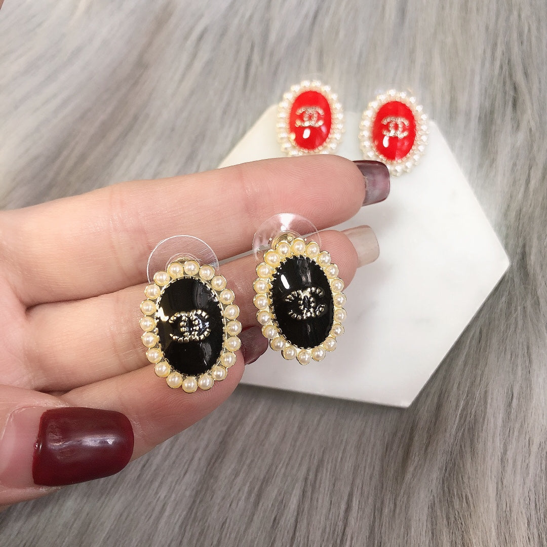 14C30EDE Stylish Earrings