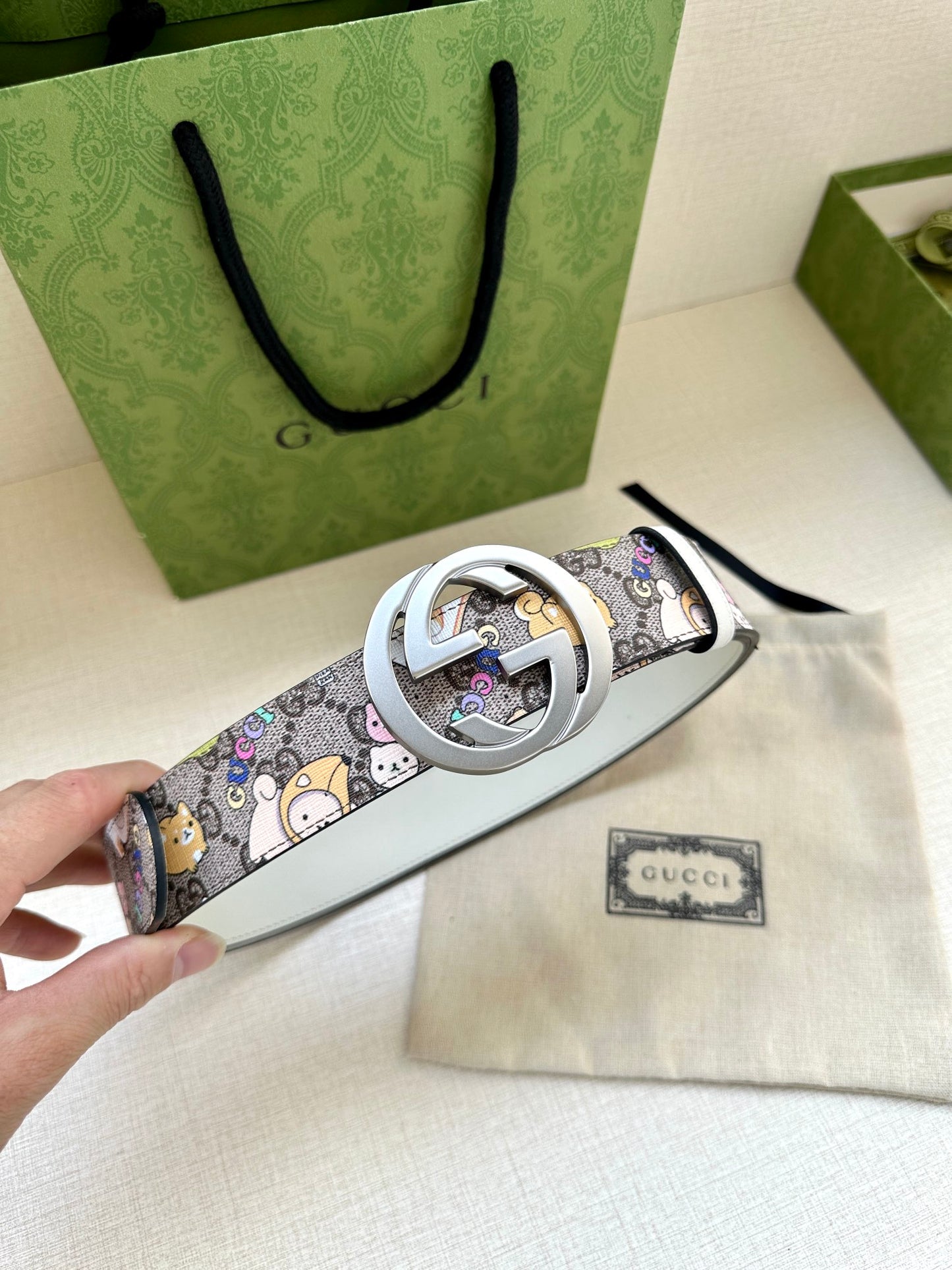 155RB208PDE Stylish  High quality belt With full package