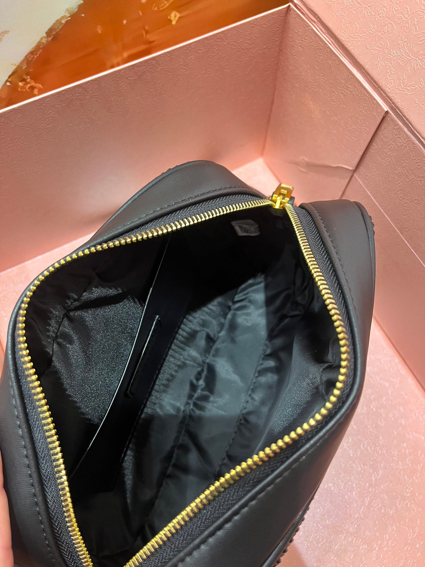 1XSL265BDE Stylish woven bag