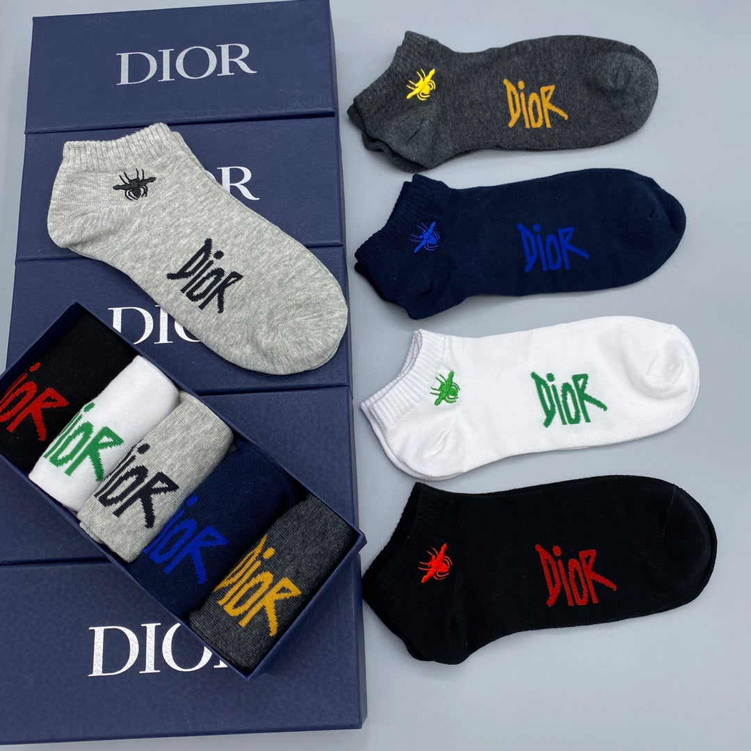 235QD41SDE Stylish socks(5 pairs )