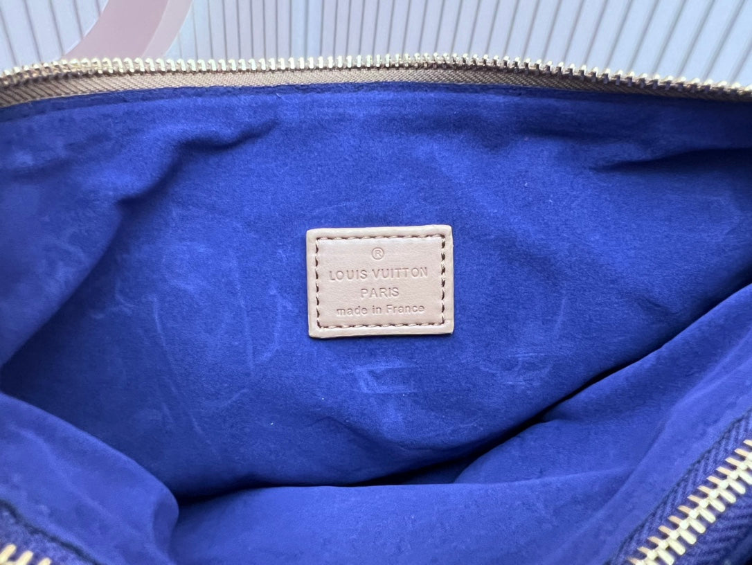 1XE181BDE Stylish leather bag 