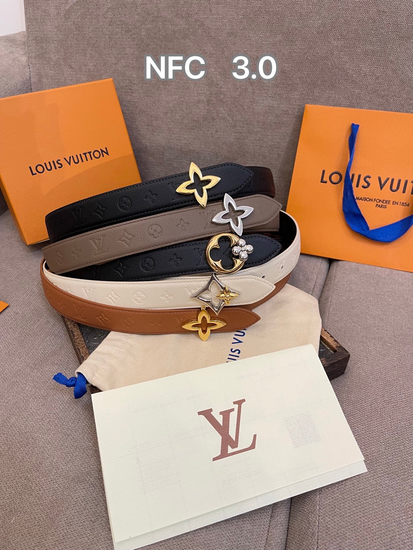 255RE11PDE Stylish  High quality belt With full package