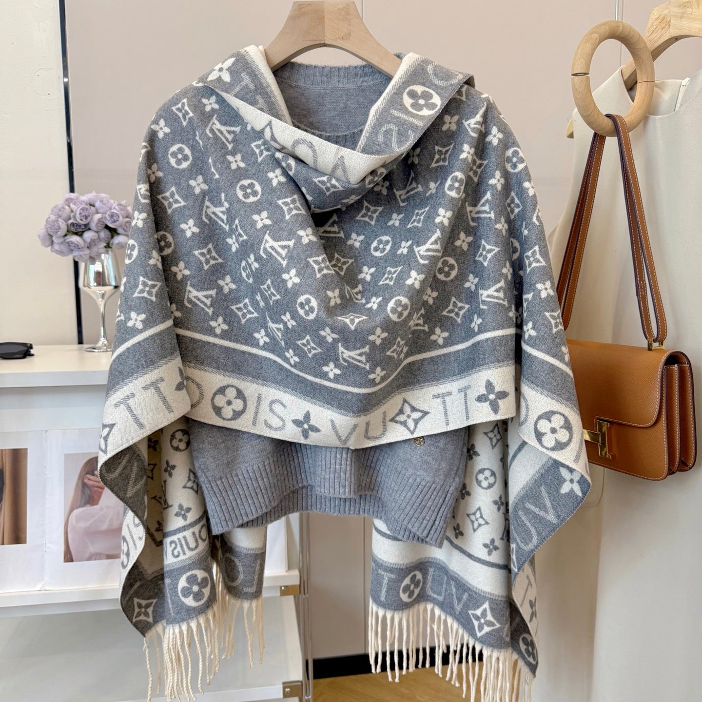 185ZE34WDE Stylish Winter Scarves