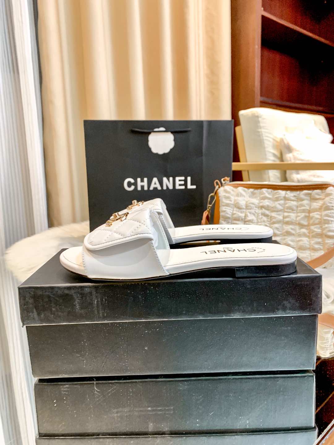 1ZC229ZDE Stylish Slippers