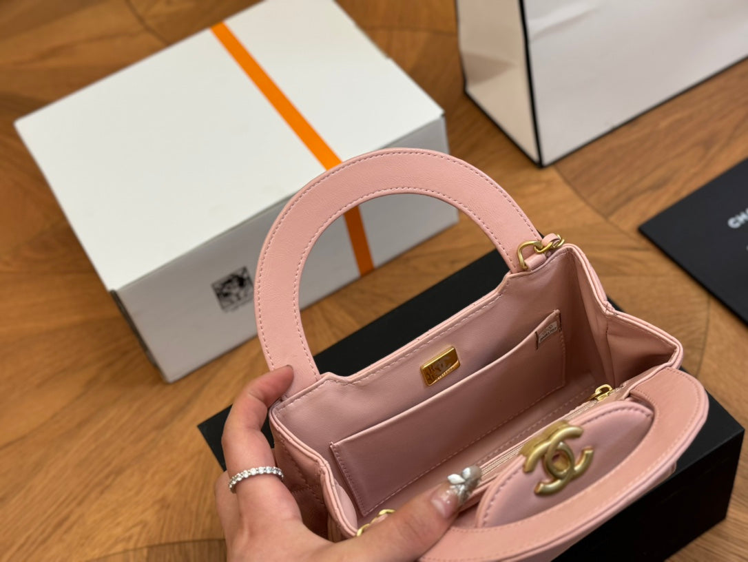 6XC425BDE Stylish leather bag