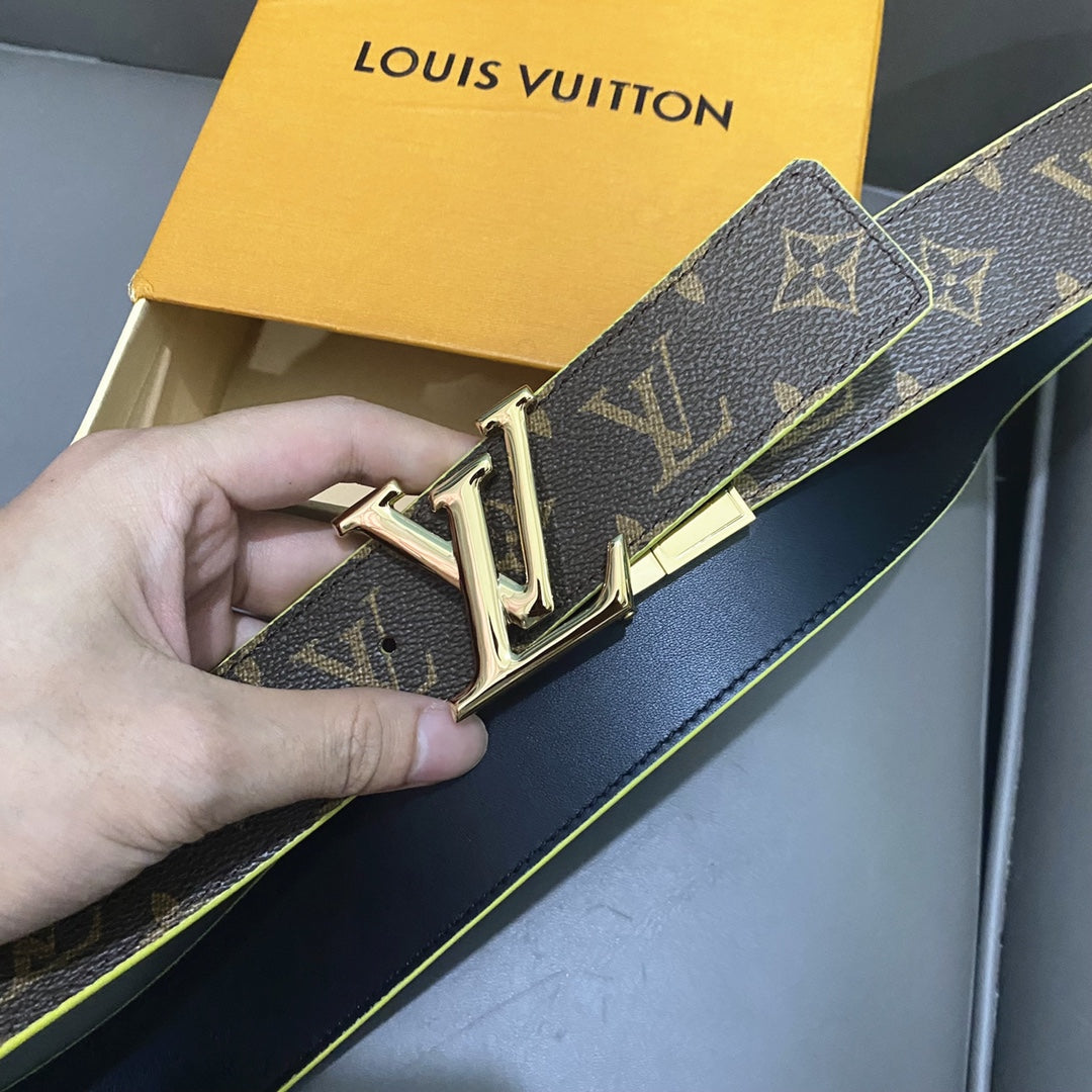 14E142PDE Stylish  High quality belt With full package