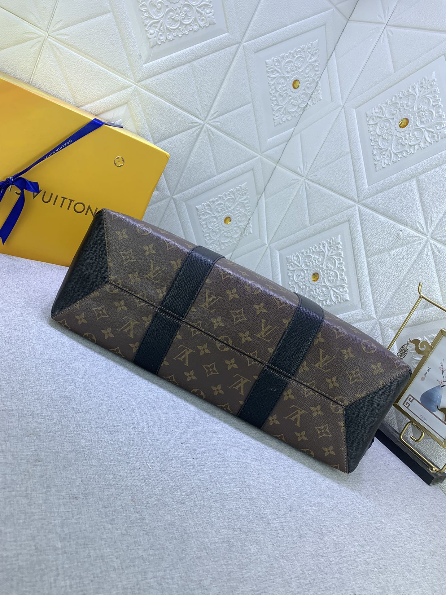 2XE350BDE Stylish leather bag 