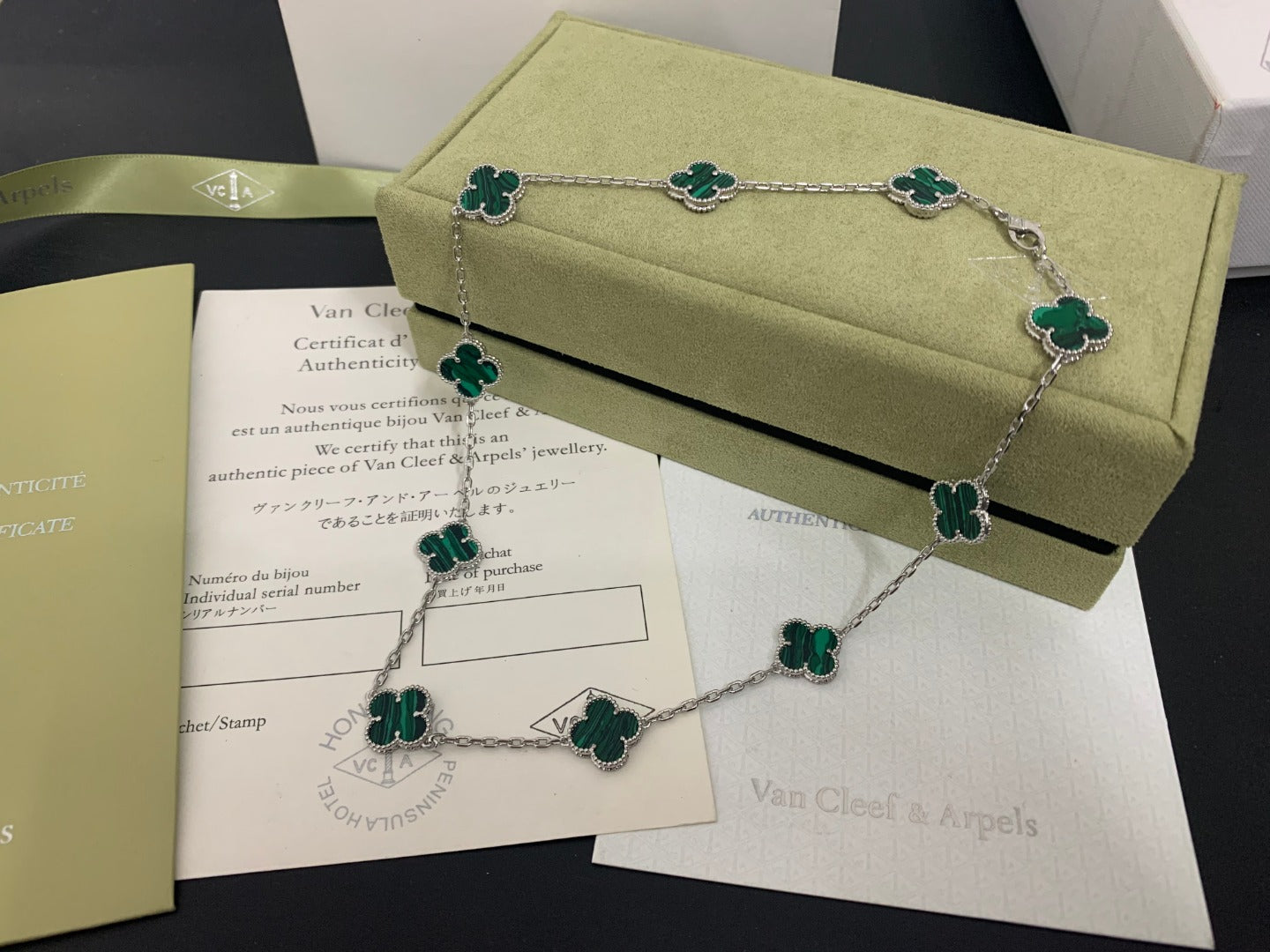 5XVA181XDE Stylish 10 flowers necklaces