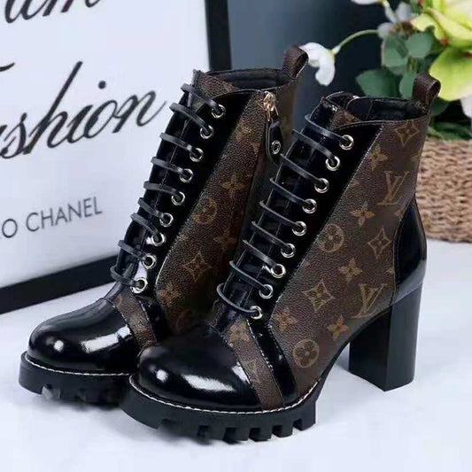 2E05ZDE Stylish Boots