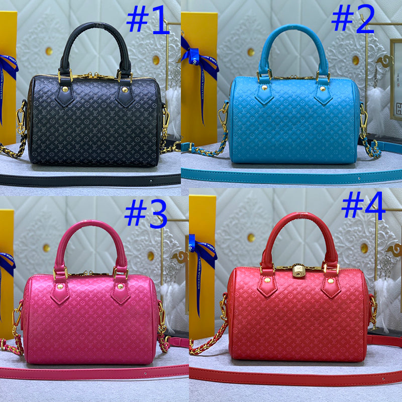 1XE143BDE Stylish leather bag 