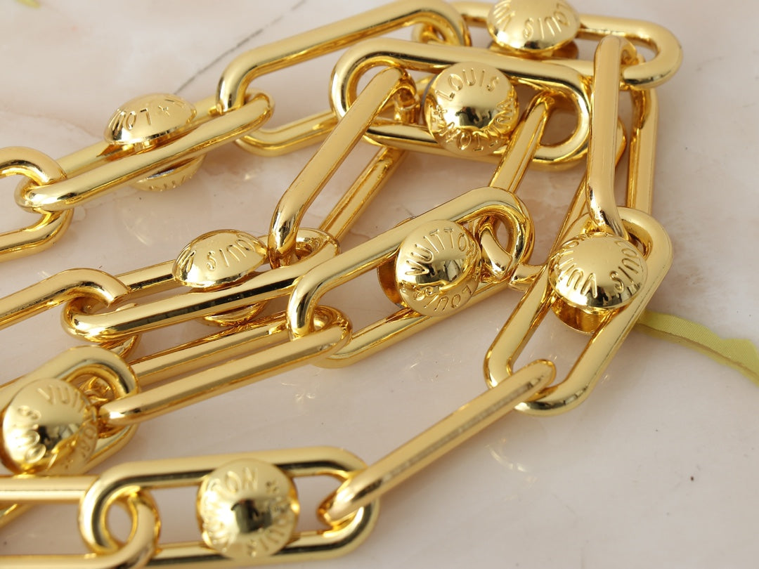 155NE30BDE Stylish leather bag