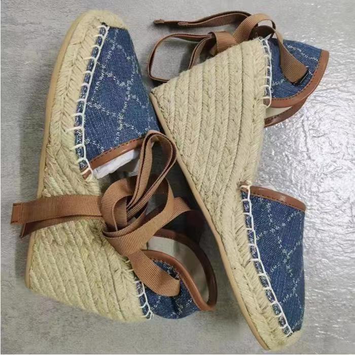 2YB40ZDE Stylish leather High heels