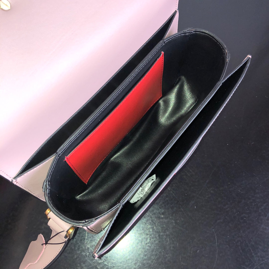 5A45BDE Stylish leather bag 