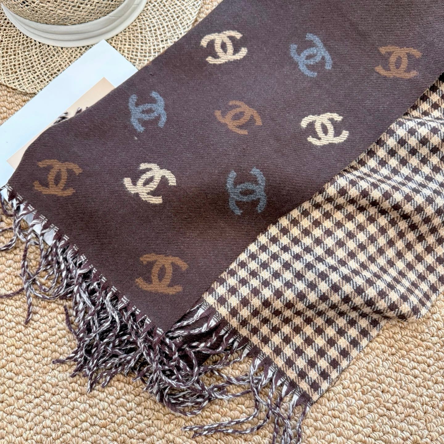 185ZC40WDE Stylish Winter Scarves