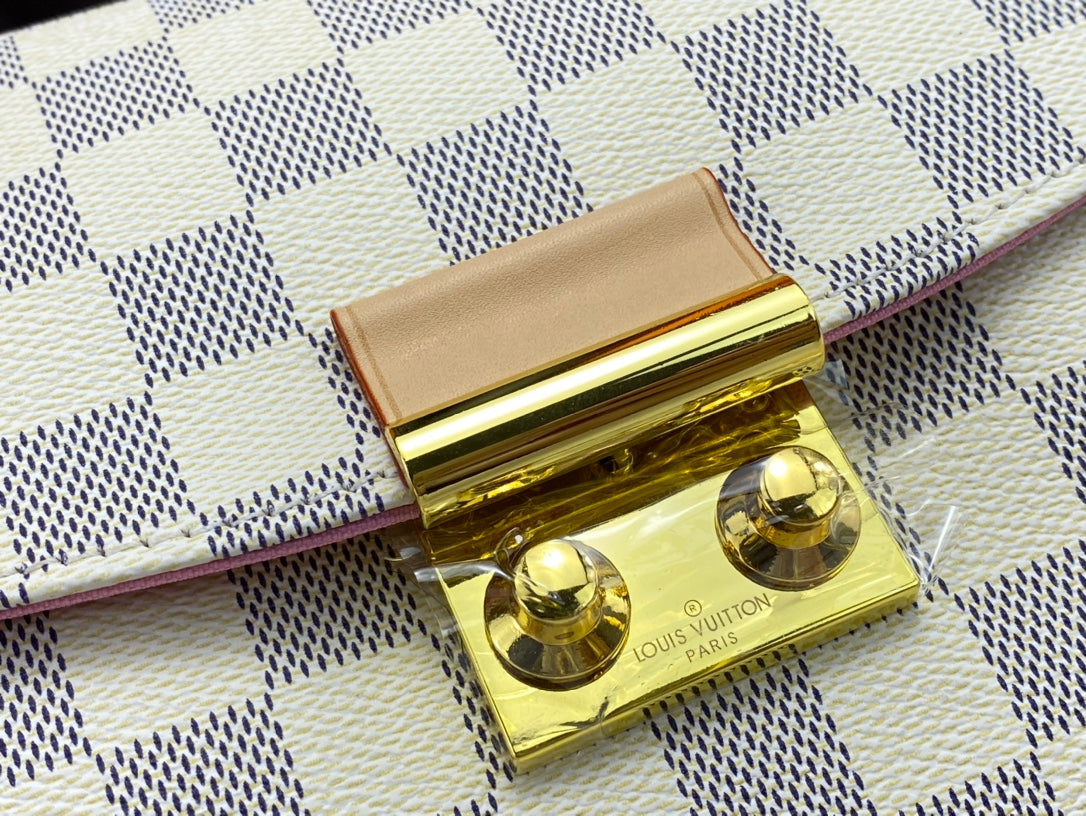 1WE2BDE Stylish leather Bags