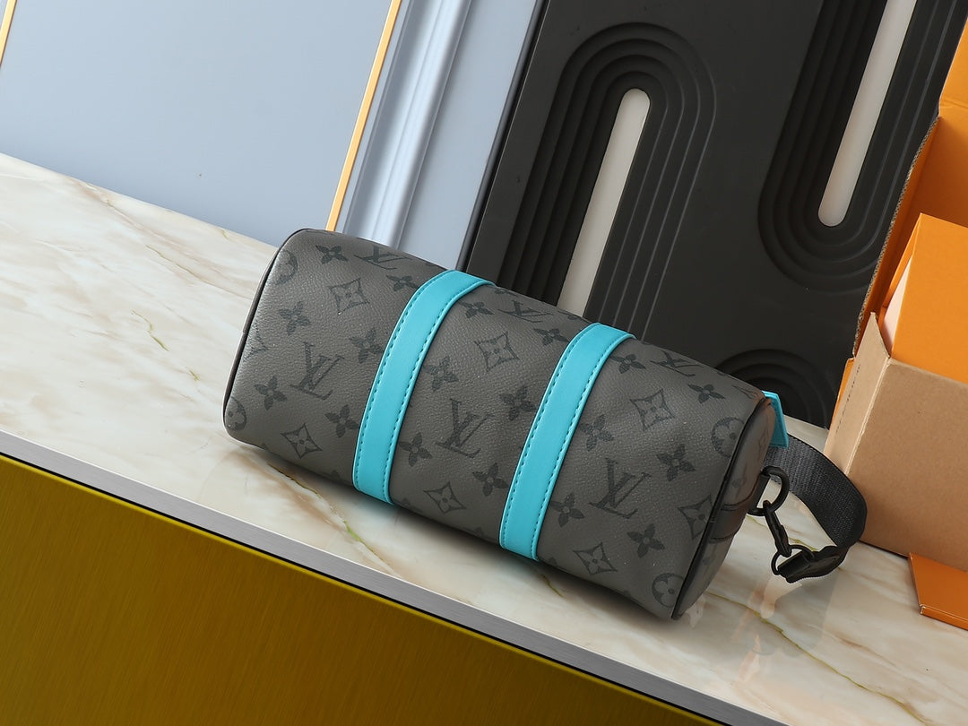 1XE60BDE Stylish leather bag