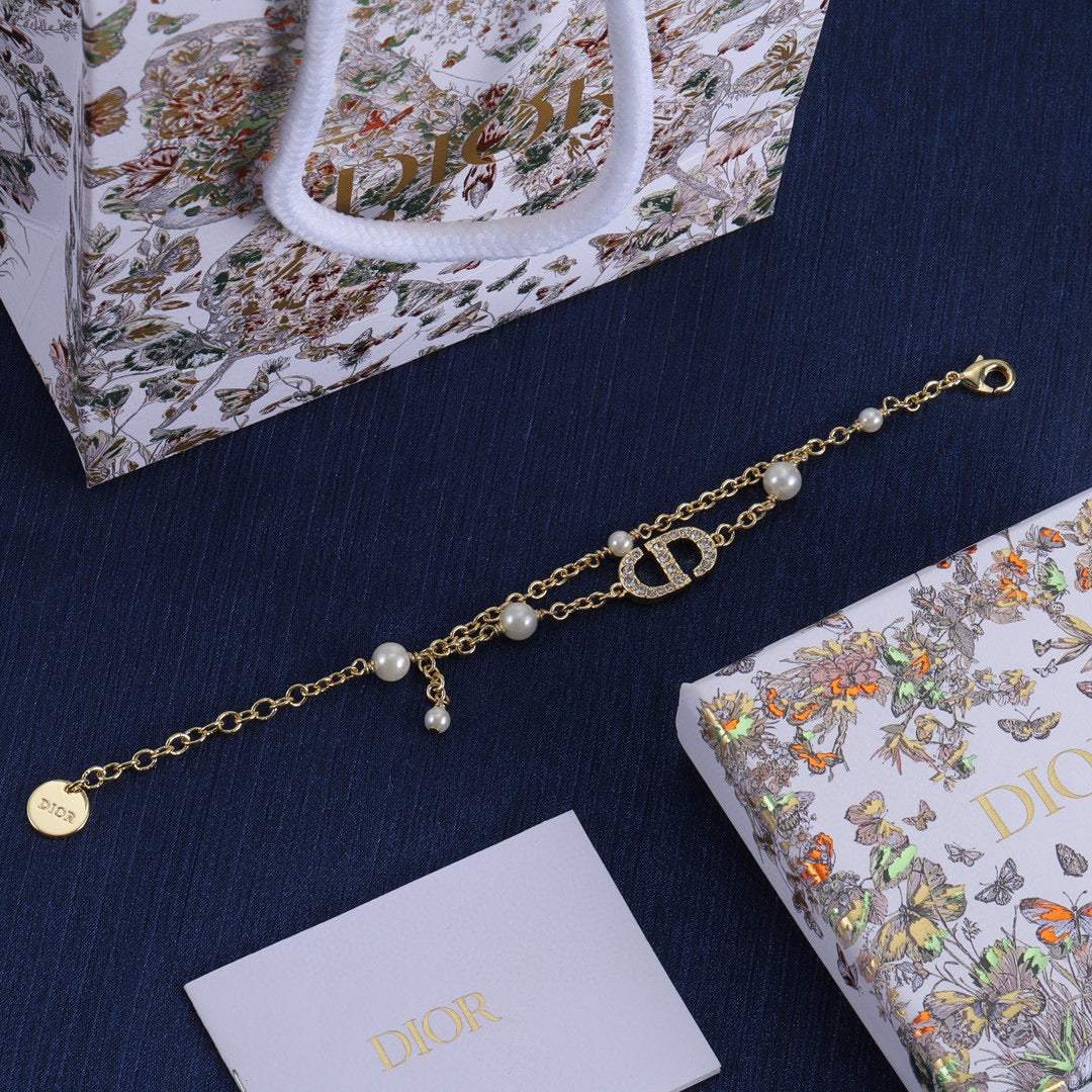 14D494KDE Stylish Bracelets