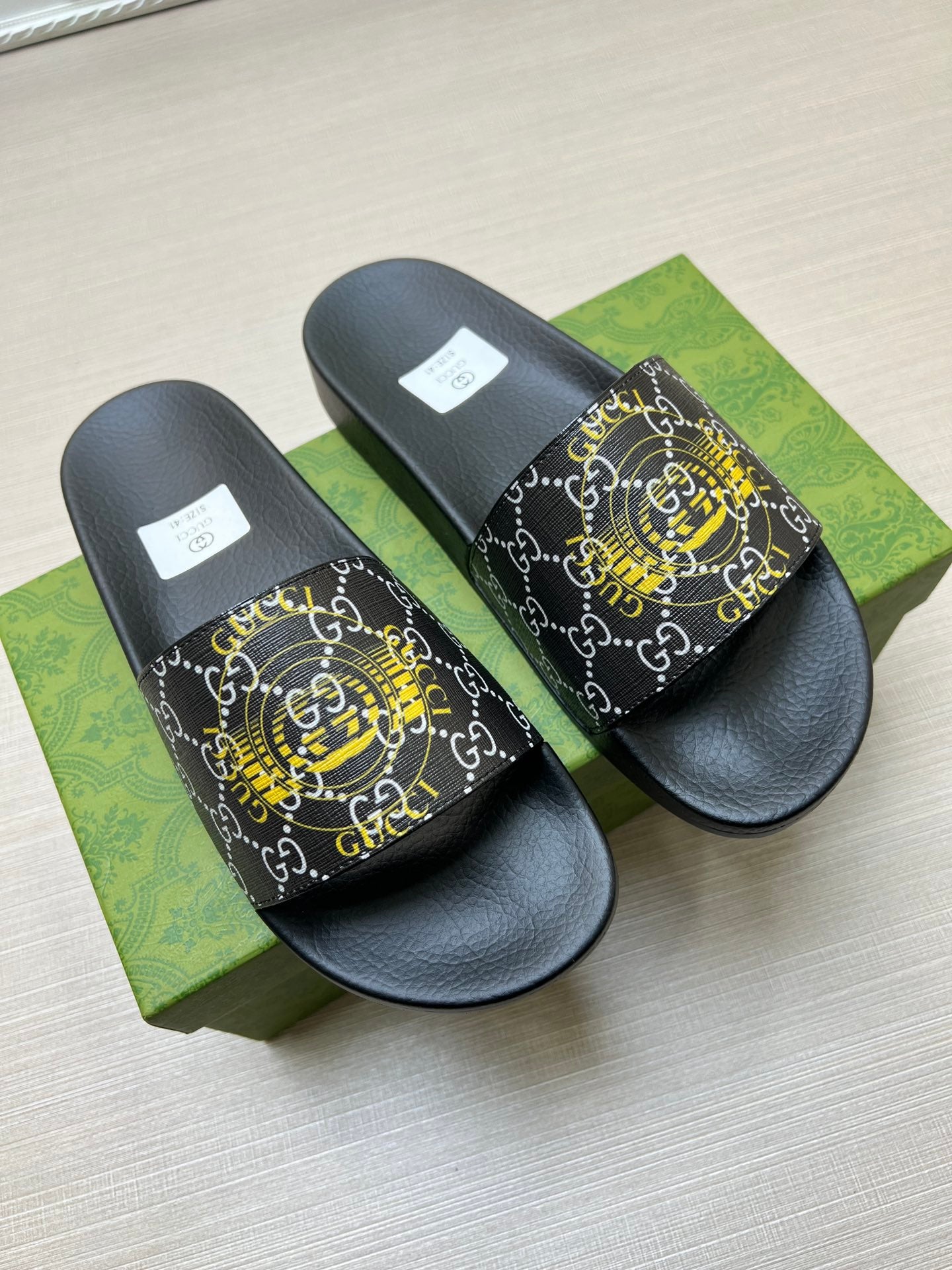 5LB234ZDE Stylish Slippers