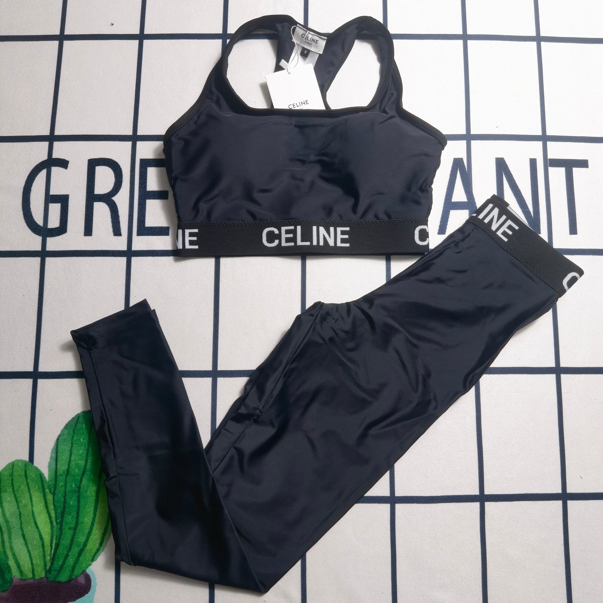 14CL27YDE Stylish Long sleeve swimsuit
