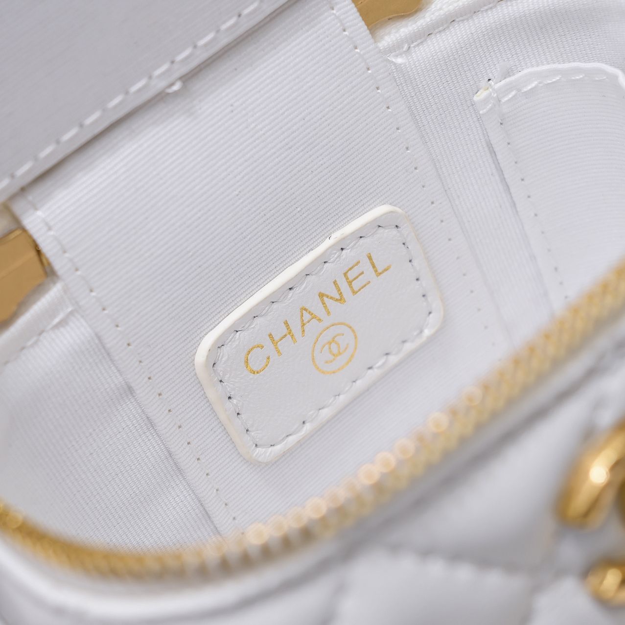 1XC45BDE Stylish leather bag 