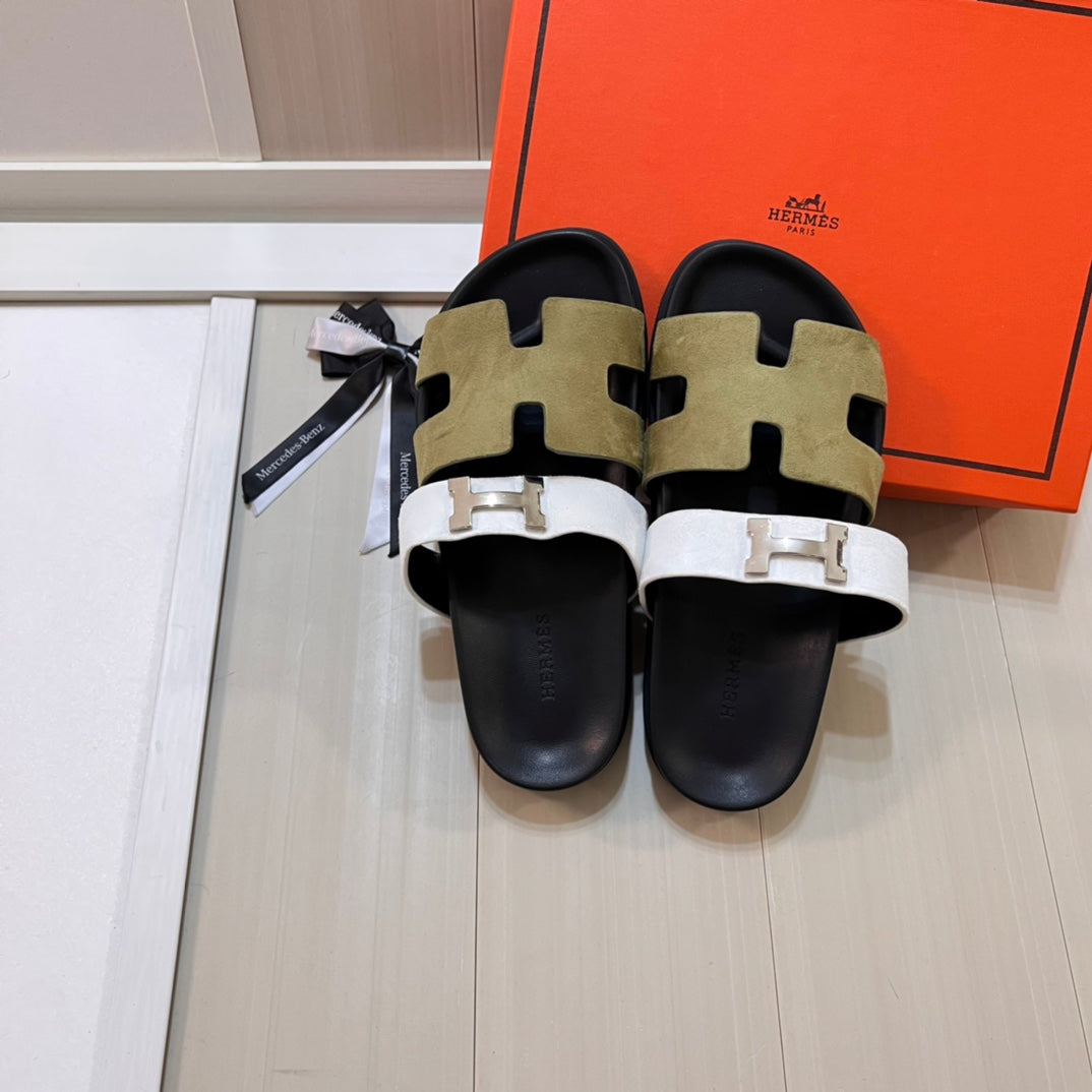 14H207ZDE Stylish Slippers