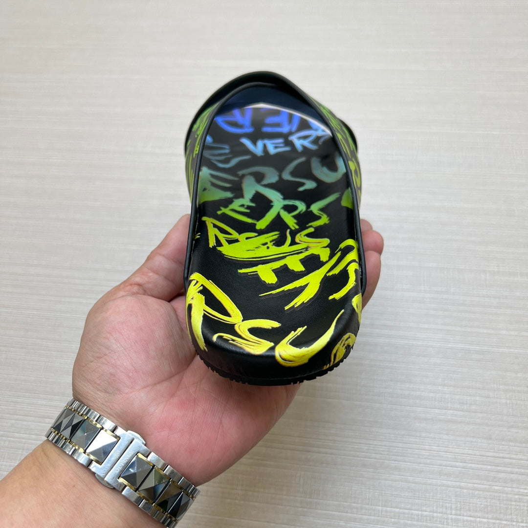 54V95ZDE Stylish slippers