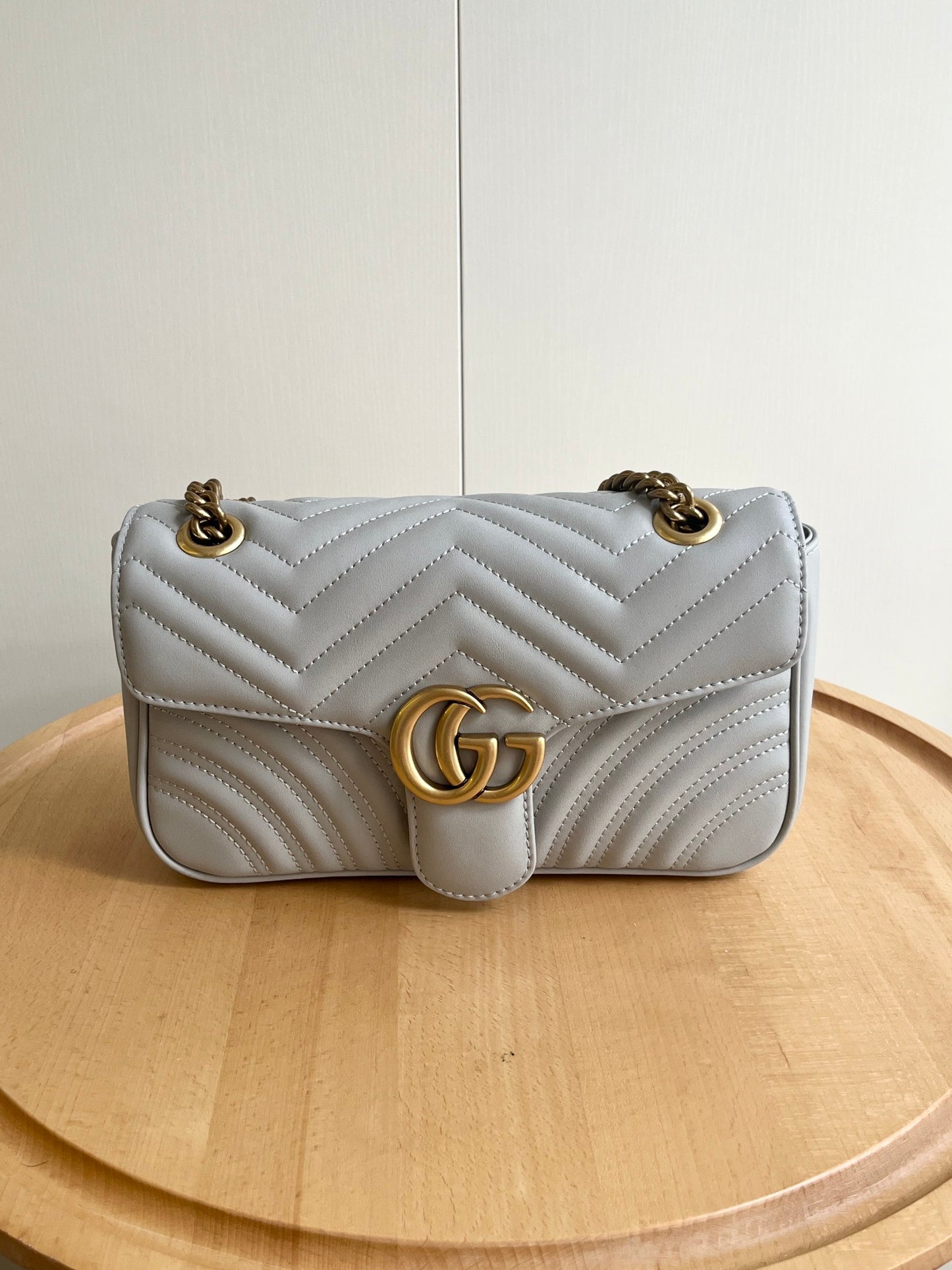 1XB444BDE Stylish leather bag