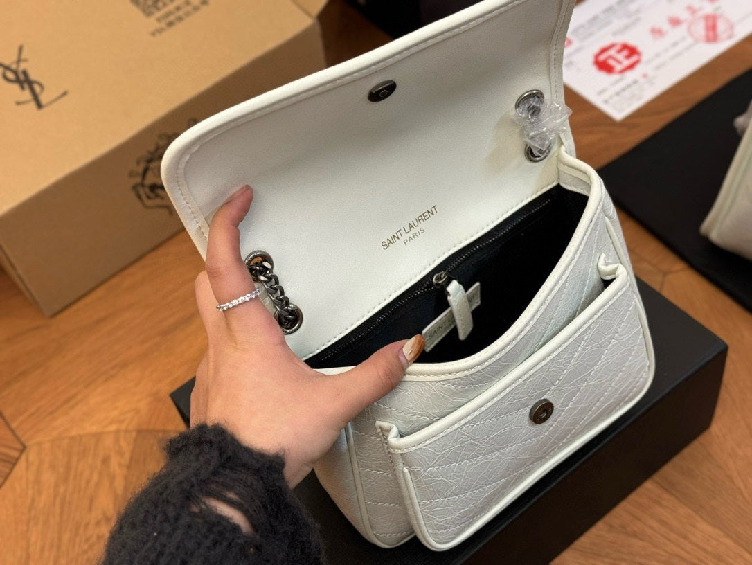 6XSL429BDE Stylish leather bag