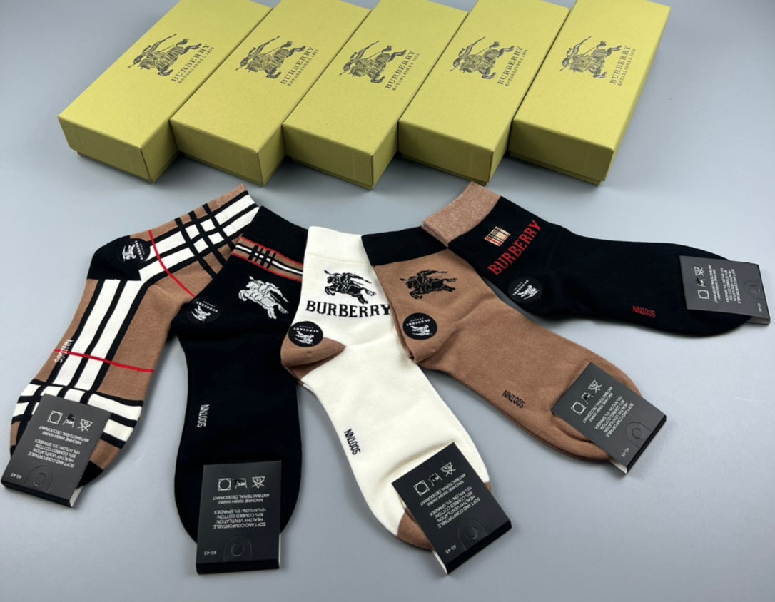 235QR67SDE Stylish socks(5 pairs )