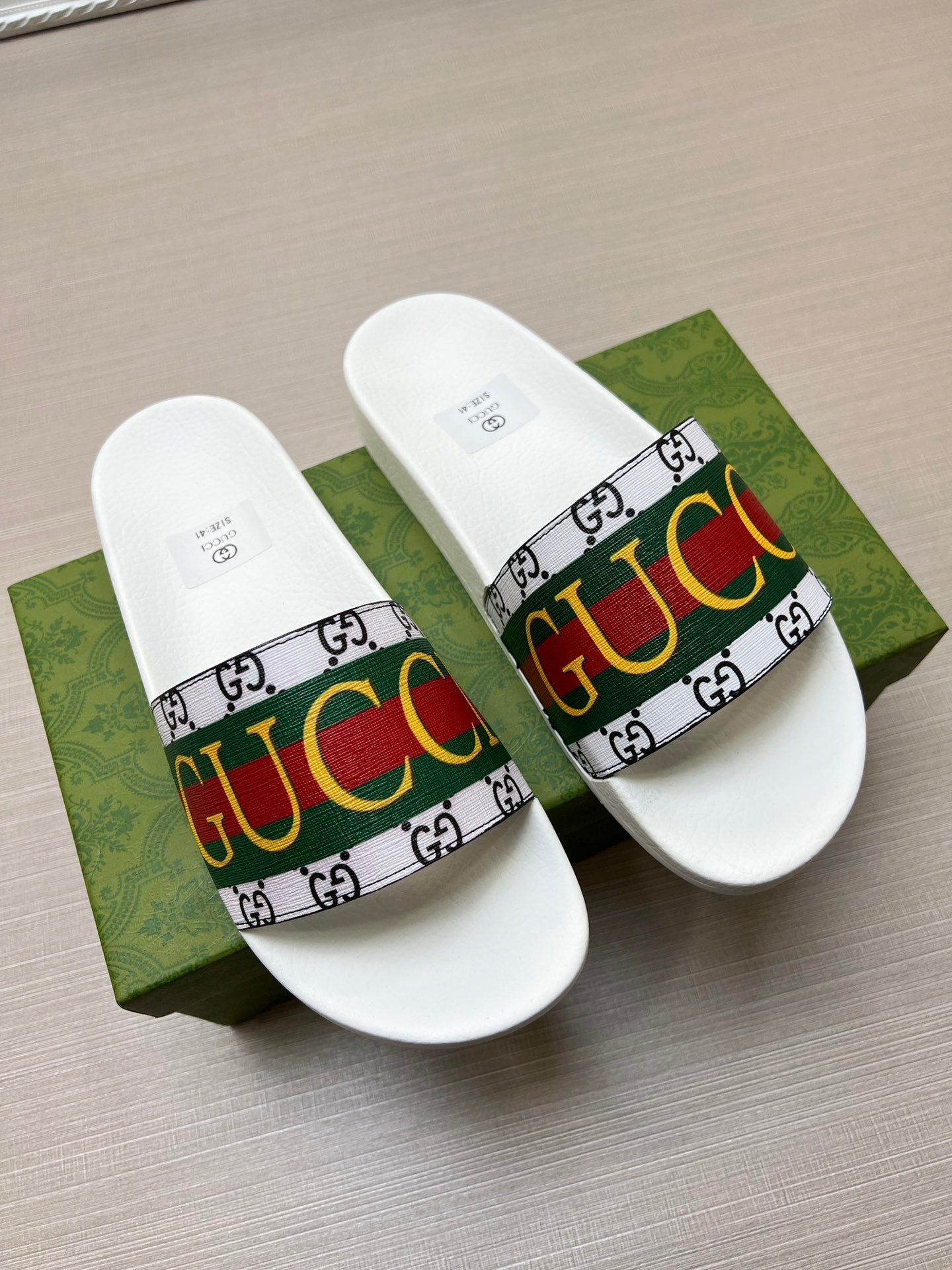 5LB232ZDE Stylish Slippers