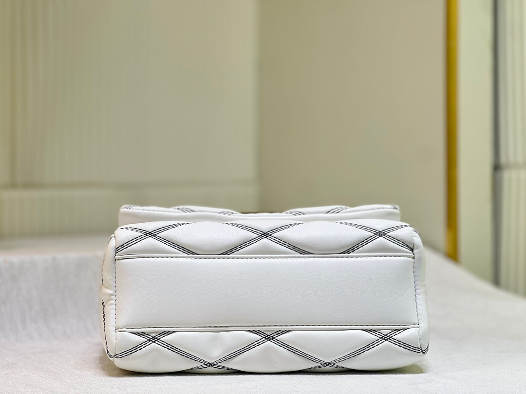 1XE406BDE Stylish leather bag